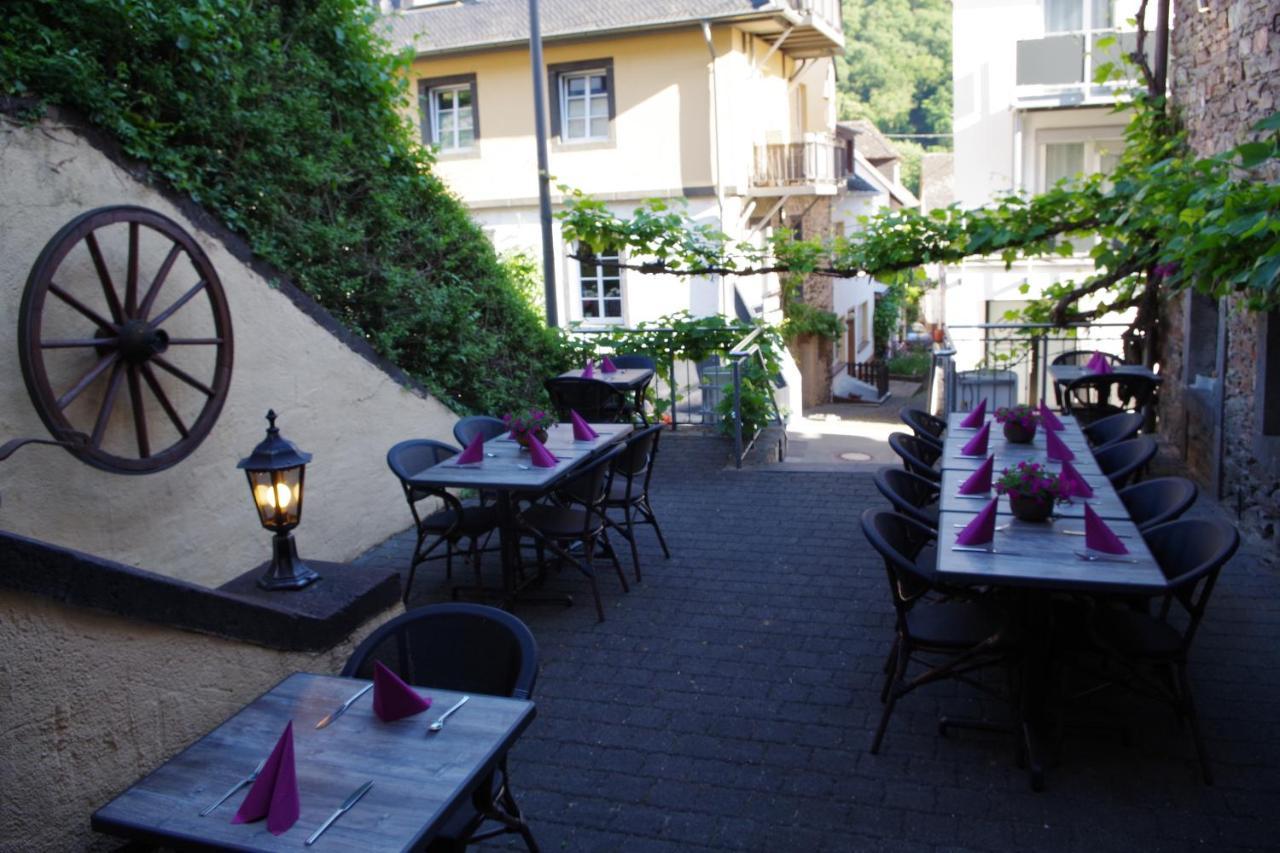Hotel Gast Und Weinhof Beim Schneemann Valwig Esterno foto